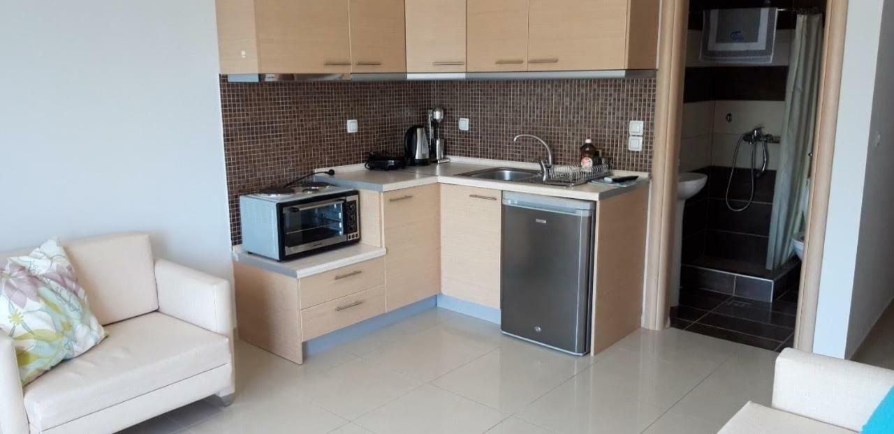 Tetyk Keramoti Hotel Apartments Экстерьер фото